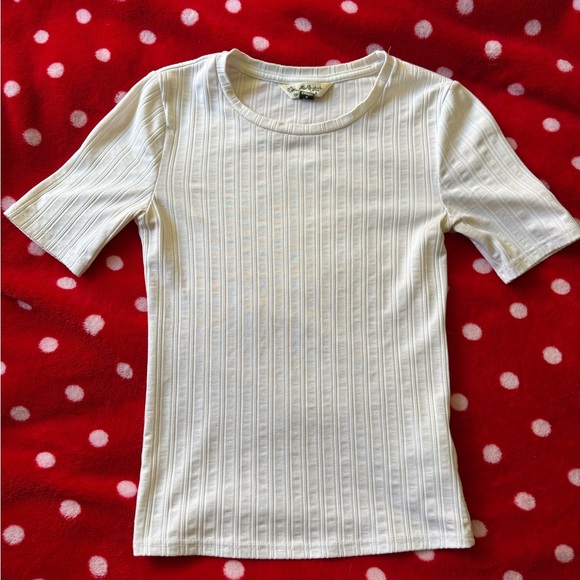 White Ribbed Short Sleeve Top - Picture 2 of 5